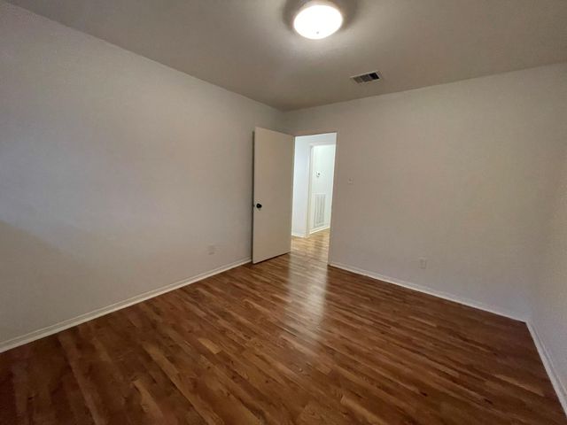 7219 Tanager Street, Houston, TX 77074