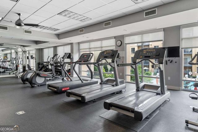 711 Cosmopolitan Drive NE 326, Atlanta, GA 30324
