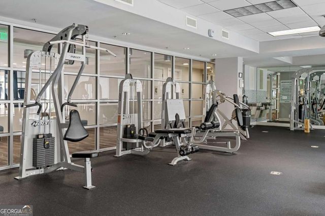 711 Cosmopolitan Drive NE 326, Atlanta, GA 30324