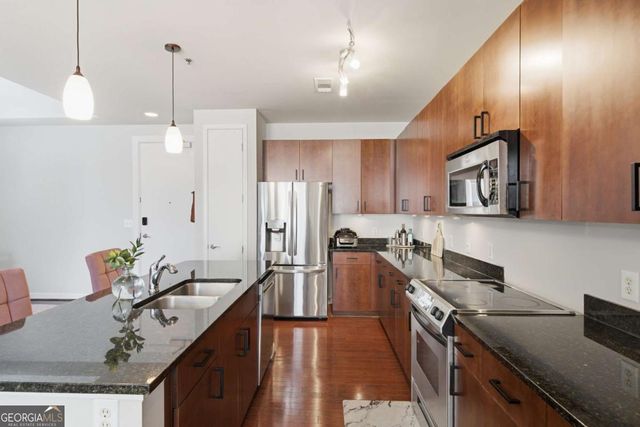 711 Cosmopolitan Drive NE 326, Atlanta, GA 30324