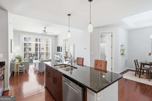 711 Cosmopolitan Drive NE 326, Atlanta, GA 30324