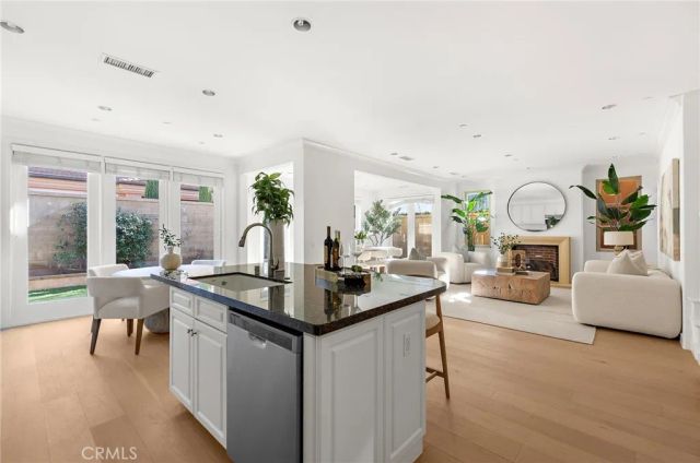 75 Lupari, Irvine, CA 92618