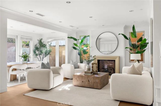 75 Lupari, Irvine, CA 92618