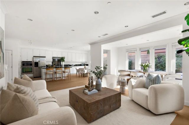 75 Lupari, Irvine, CA 92618