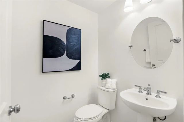 75 Lupari, Irvine, CA 92618