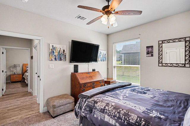1120 Horizon Trace Drive, Azle, TX 76020