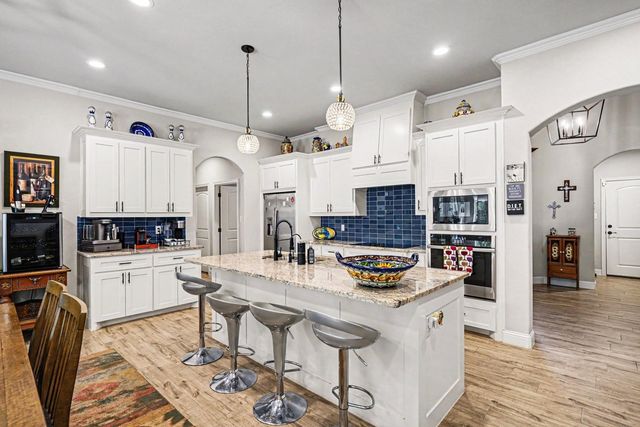 1120 Horizon Trace Drive, Azle, TX 76020