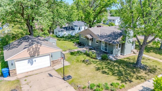 443 6th Street NE, Saint Cloud, MN 56304