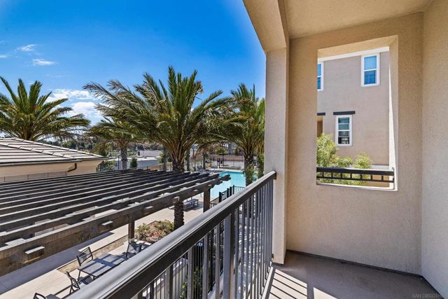 1233 Sunrise View 105, San Marcos, CA 92078