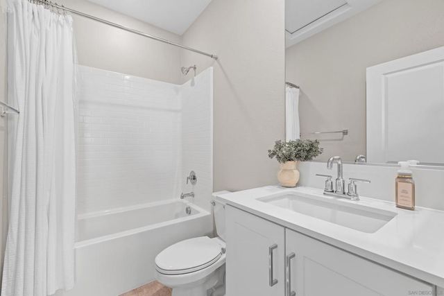1233 Sunrise View 105, San Marcos, CA 92078