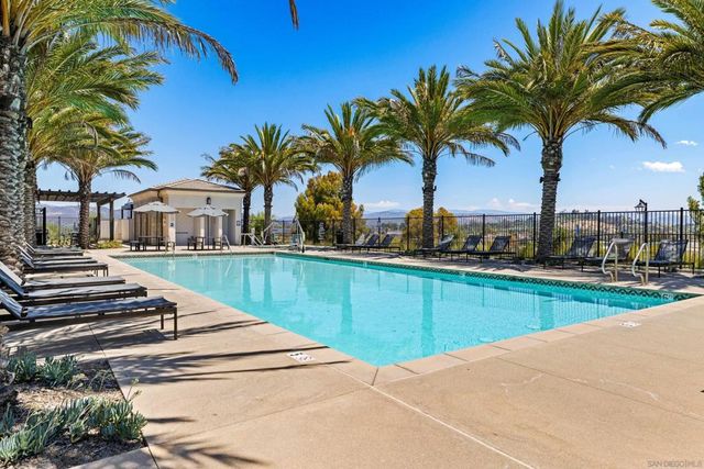 1233 Sunrise View 105, San Marcos, CA 92078