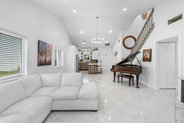 101 Azalea Circle, Boynton Beach, FL 33436