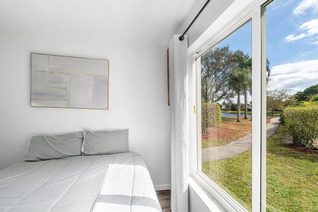 101 Azalea Circle, Boynton Beach, FL 33436