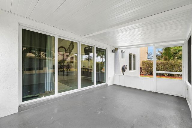 101 Azalea Circle, Boynton Beach, FL 33436