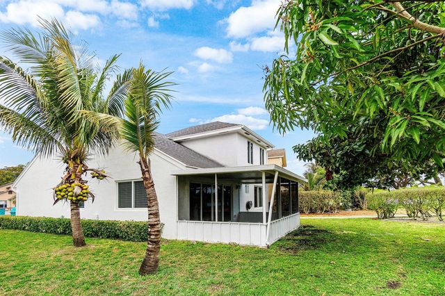 101 Azalea Circle, Boynton Beach, FL 33436