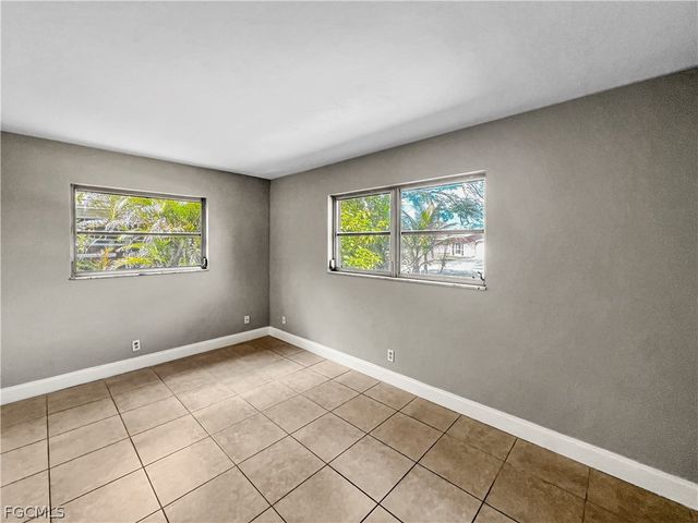 7300 Barragan RD, Fort Myers, FL 33967