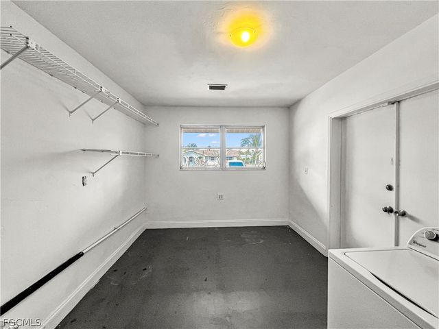 7300 Barragan RD, Fort Myers, FL 33967