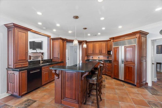 2590 HALLE PKY, Collierville, TN 38017