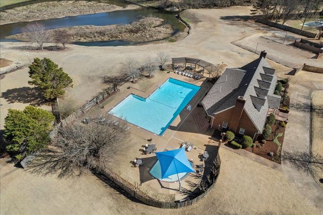 2590 HALLE PKY, Collierville, TN 38017