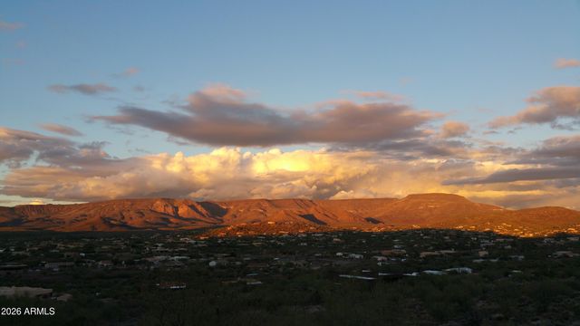 00 NR 013D -- 013D, New River, AZ 85087