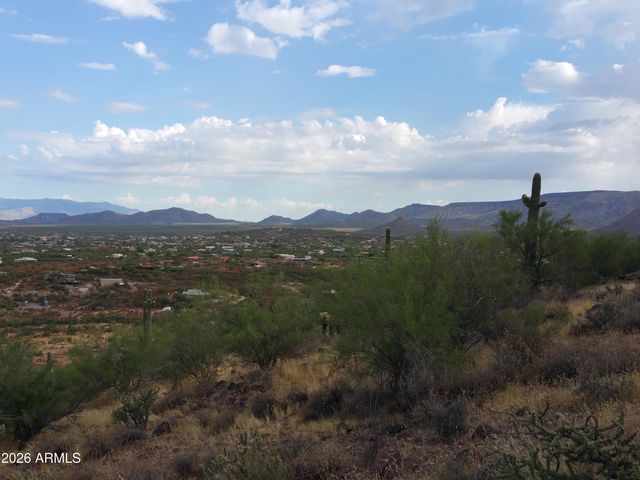 00 NR 013D -- 013D, New River, AZ 85087