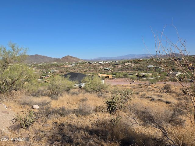 00 NR 013D -- 013D, New River, AZ 85087