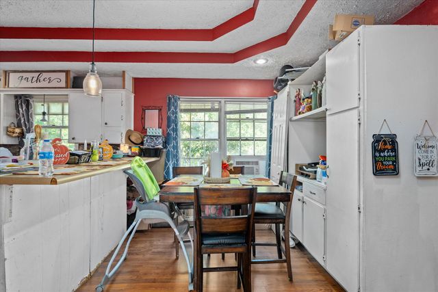 325 N N ELIJAH CLARK DR. Drive, Washington, GA 30673