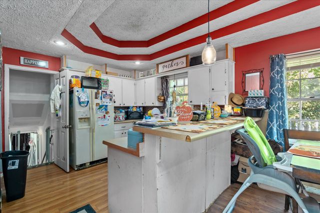 325 N N ELIJAH CLARK DR. Drive, Washington, GA 30673