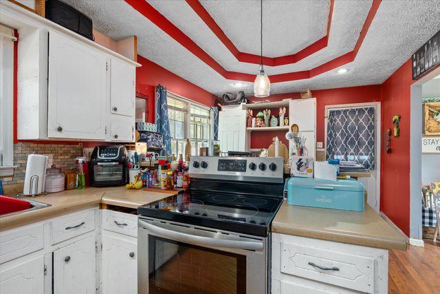 325 N N ELIJAH CLARK DR. Drive, Washington, GA 30673