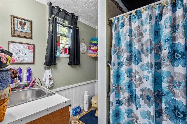 325 N N ELIJAH CLARK DR. Drive, Washington, GA 30673