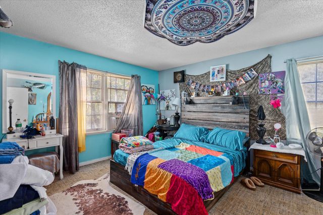 325 N N ELIJAH CLARK DR. Drive, Washington, GA 30673