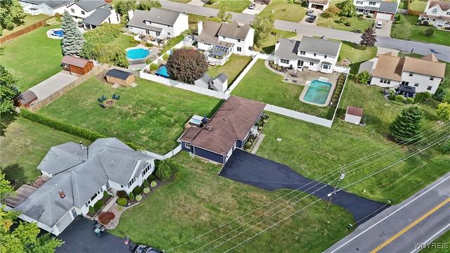 3745 Klemer Road, Wheatfield, NY 14120