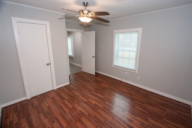 2422 Lone Oak Road, Houston, TX 77093