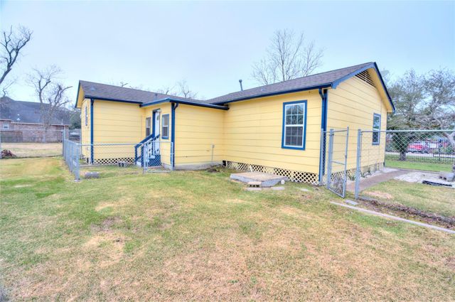 2422 Lone Oak Road, Houston, TX 77093