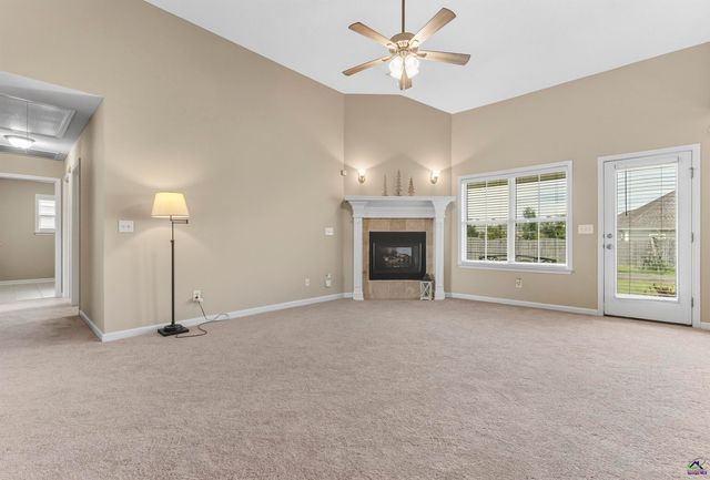 202 Latham Drive, Warner Robins, GA 31088