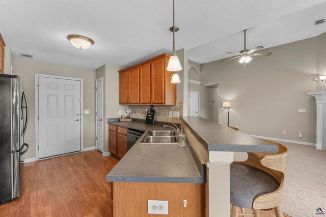 202 Latham Drive, Warner Robins, GA 31088