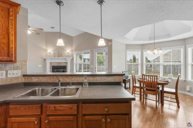 202 Latham Drive, Warner Robins, GA 31088