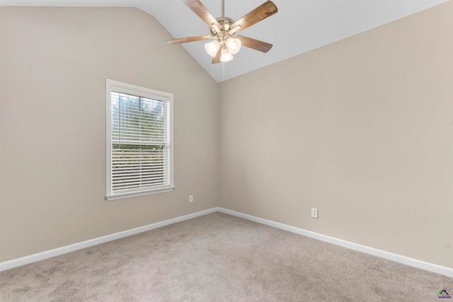 202 Latham Drive, Warner Robins, GA 31088