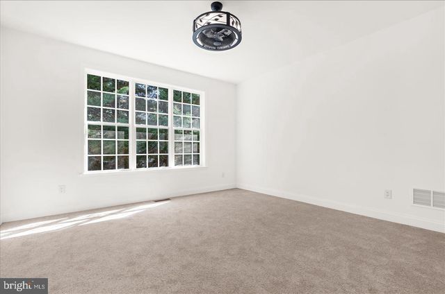 5 TREMONT DR, Millersville, MD 21108