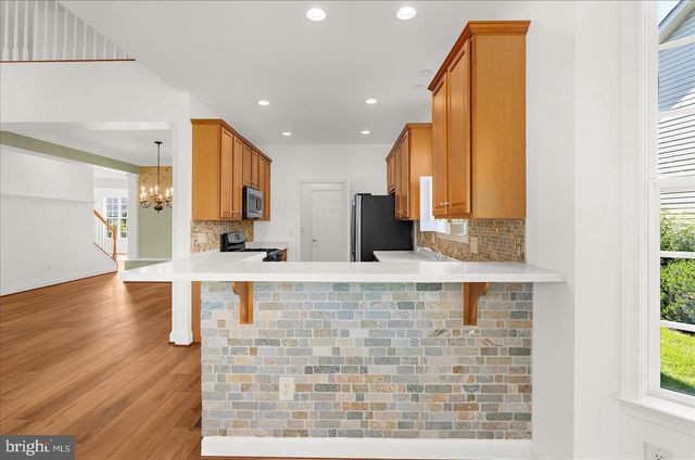 5 TREMONT DR, Millersville, MD 21108