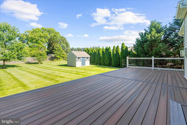 5 TREMONT DR, Millersville, MD 21108
