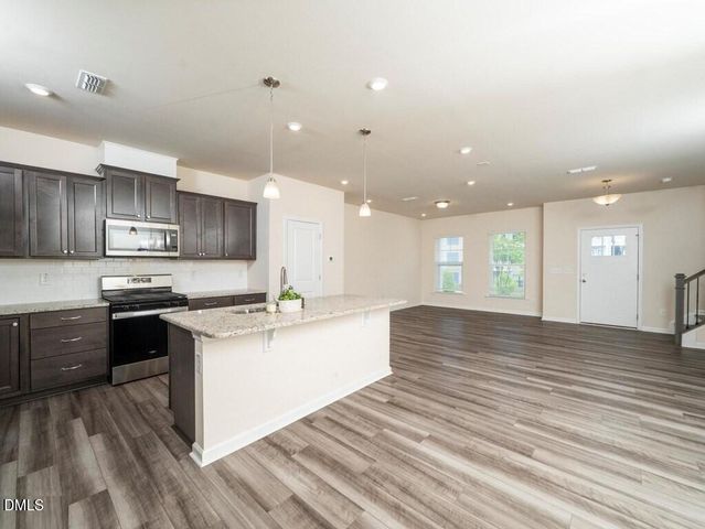 1218 S Franklin Street, Wake Forest, NC 27587