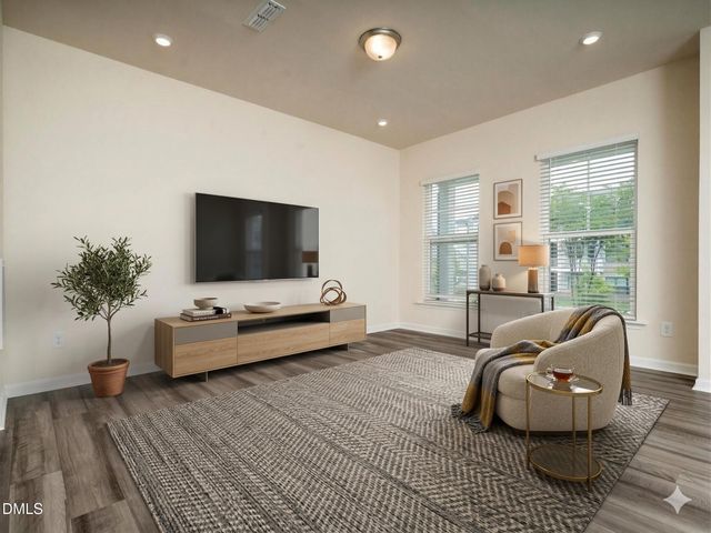 1218 S Franklin Street, Wake Forest, NC 27587