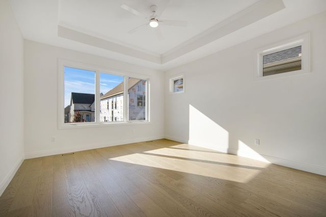 320 Laurel Curve, Golden Valley, MN 55426