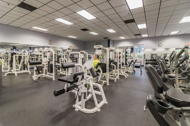 23 Golfs Edge A, West Palm Beach, FL 33417