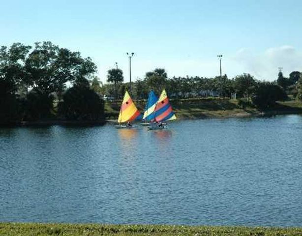 23 Golfs Edge A, West Palm Beach, FL 33417