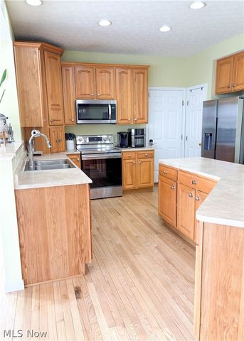 5236 Giacomo Court NW, Canton, OH 44709