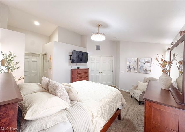 5236 Giacomo Court NW, Canton, OH 44709