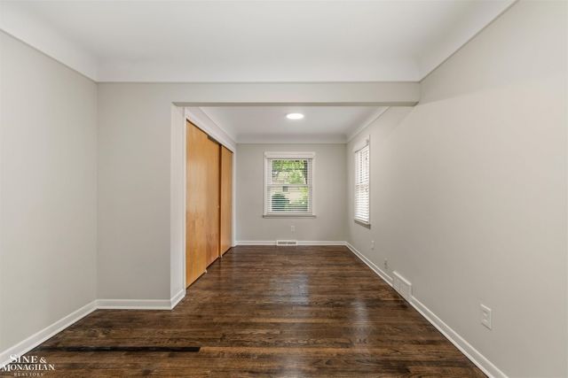 21444 Severn Road, Harper Woods, MI 48225
