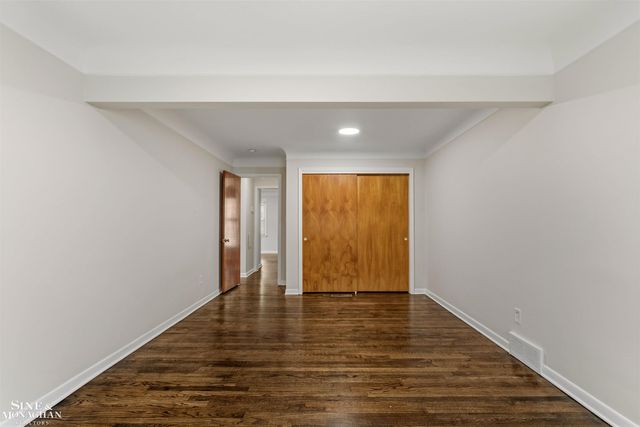 21444 Severn Road, Harper Woods, MI 48225